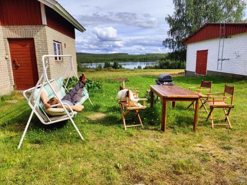 Authentic Arctic Country House By The River