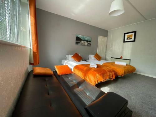 Apartamento Commonwealth Sweet Spot: Local To Aquatics Centre.