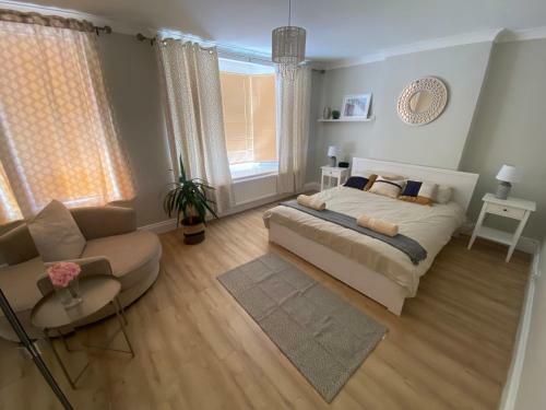 3 Bedroom House In Bournemouth