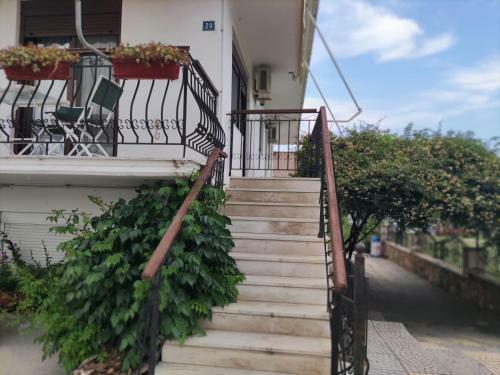 Maras Luxury Apartments In Feres