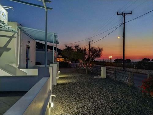 Hostal ???? ????????????? ??????? - Avra Rooms To Let