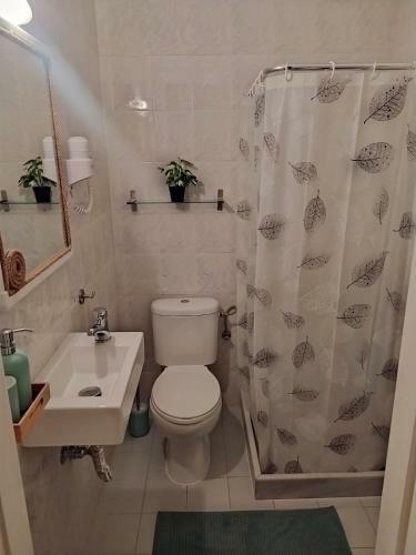 Hostal ???? ????????????? ??????? - Avra Rooms To Let