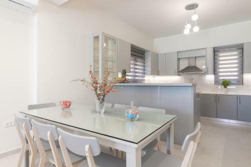 Romanza II Luxury Villa