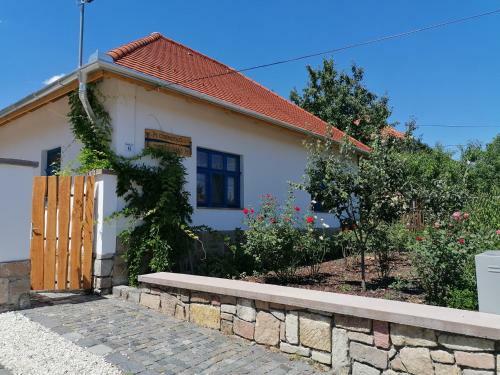 Apartamento Csend�l? Vend�gh�z
