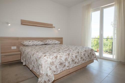 Villa Kruno, With The Pool And Spectacular View