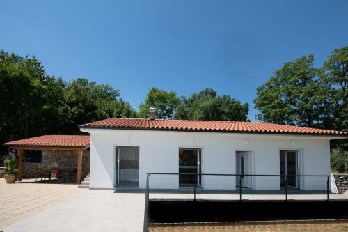 Villa Kruno, With The Pool And Spectacular View