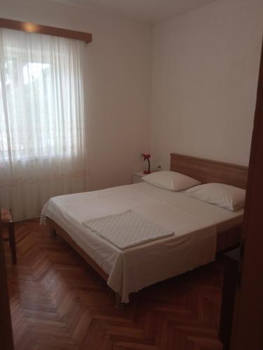 Apartmani Juradin 1