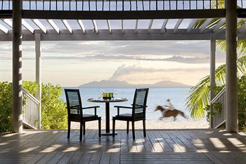 Hotel Carlisle Bay