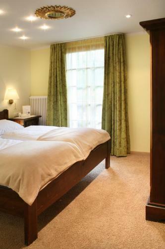 Hostal Hotel Adler B�rental
