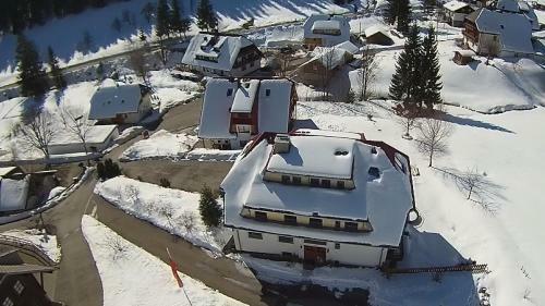 Hostal Hotel-pension Kr�utle