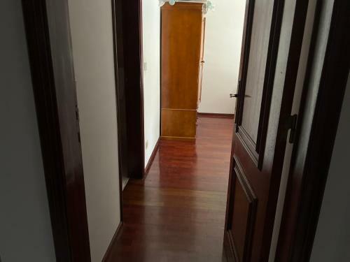 Quarto Com Casa De Banho Privada