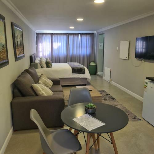 Hostal Winston Cottage