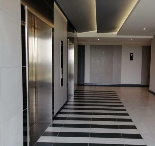 Luxurious Apartment In Menlyn Maine