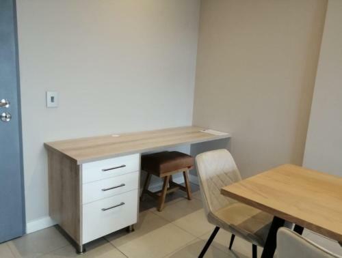 Luxurious Apartment In Menlyn Maine