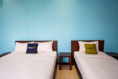 Urbanview Hotel Artama Simpang Lima