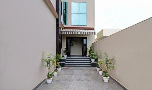 Treebo Trip Hotel Rainam