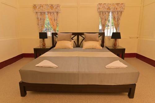 Hostal The Sumola House