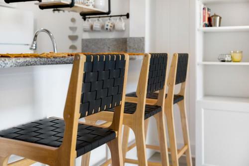 Golden Poppy Beach Cottage