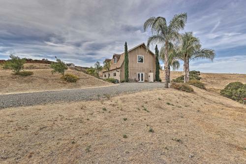 Cozy Temecula Abode With Patio - Near Wineries!