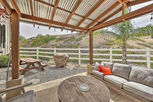 Cozy Temecula Abode With Patio - Near Wineries!