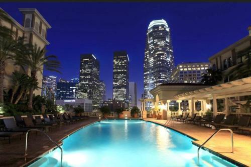 Downtown La 2 Parking Nice View Apartment