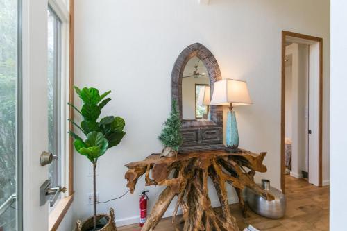 Villa Culver City �4045 Jackson