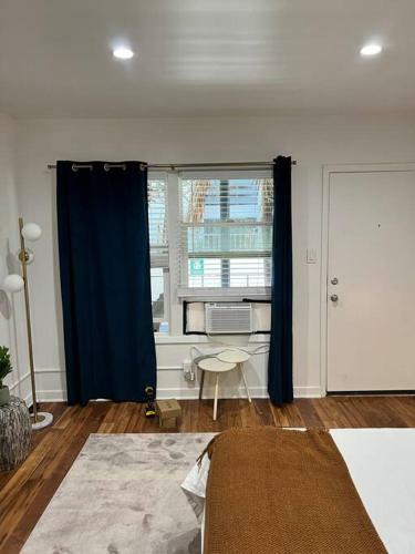 Apartamento Lovely Modern Studio - West Hollywood, Parking