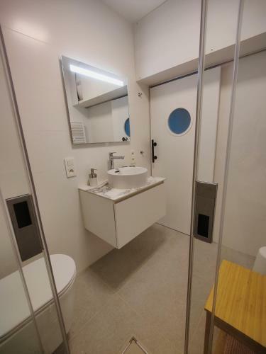 Apartamento Nieuw Modern Appartement Vlakbij Strand