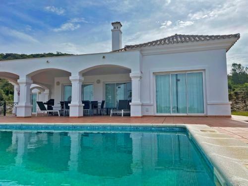 Villa Los Olivos - Ole Solutions