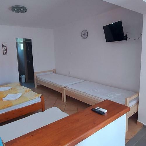 Hostal Balassa Csal�di Apartman