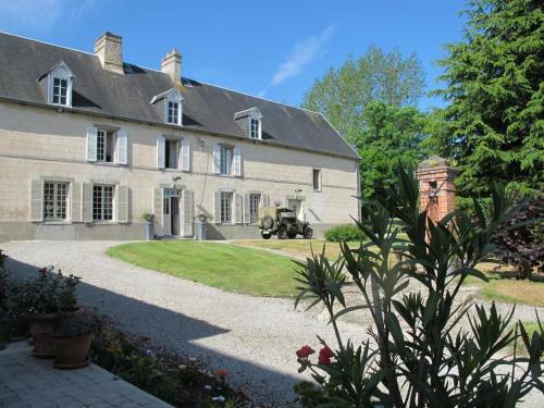 Chateau Le Colombier