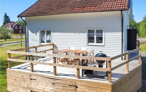 Nice Home In M�ler�s With Internet And 3 Bedrooms