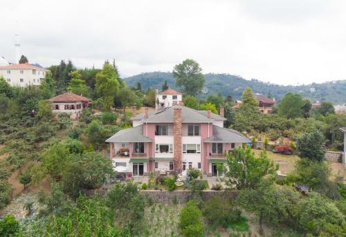 Villa - Y�cel