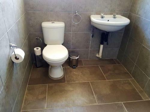 Hostal House 205
