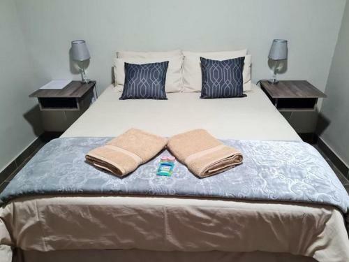 Hostal House 205