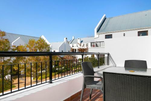 De Zalze Winelands Golf Lodges 40