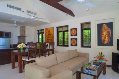 3 Bedroom Beachfront Villa Cava