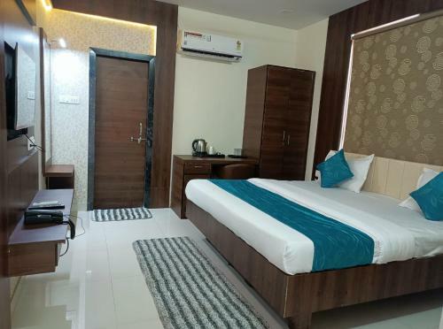 Hotel Hallmark
