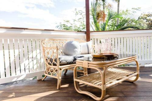 Berrima Luxe - Noosa Hill Home - Heated Spa Pool