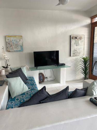 Beachside Apartment 1 With Plunge Pool