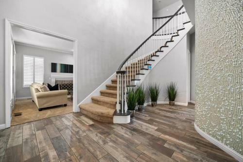 Santorini Inspired Brisbar Villa