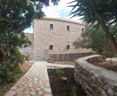 Stone & Sea Lagia