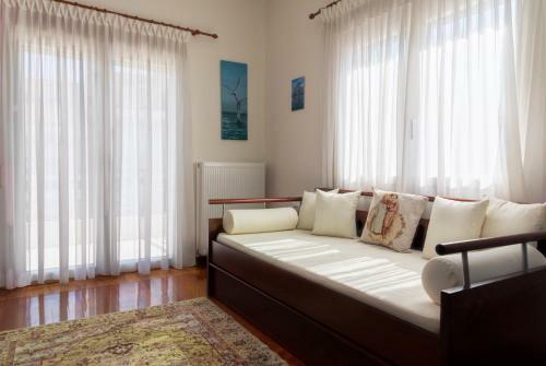 Rodon Villa With Sauna And Private Parking