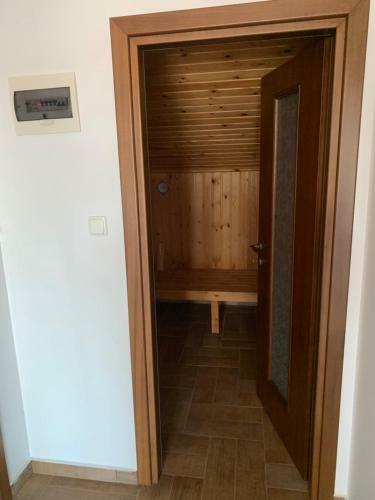 Rodon Villa With Sauna And Private Parking