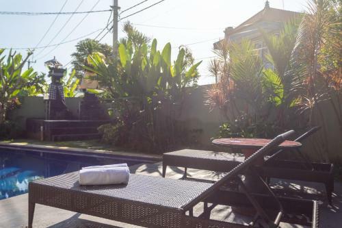 Hostal Cempaka Mas Guest House Canggu