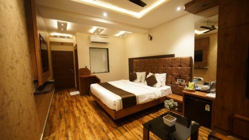 Hotel Emperio Grand