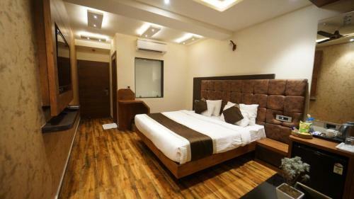 Hotel Emperio Grand