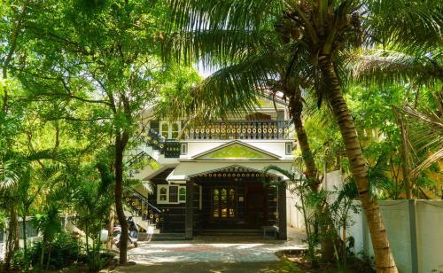 Hostal The Mahizh Home