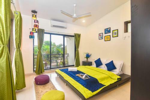 Kiyansh Villa
