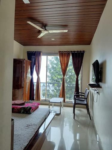 Hotel Gawde Residency Mahabaleshwar